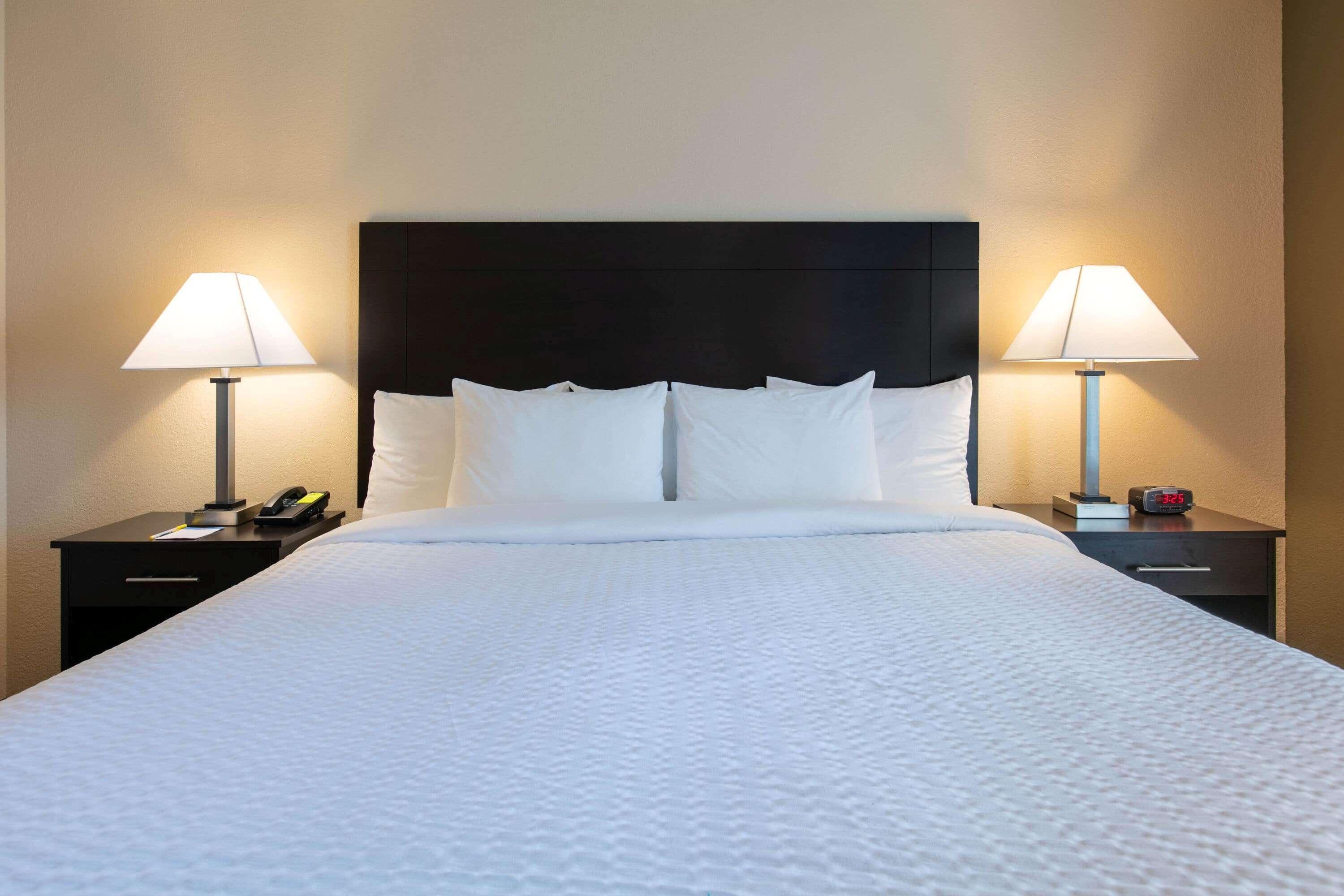 Days Inn & Suites By Wyndham Florence/Jackson Area Eksteriør billede